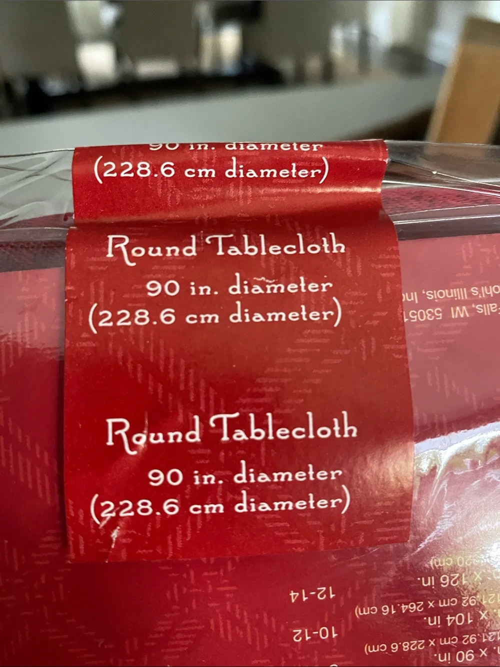5 in Toal for 35.00 St. Nicholas Round Red Woven Damask Tablecloth 5 in total
